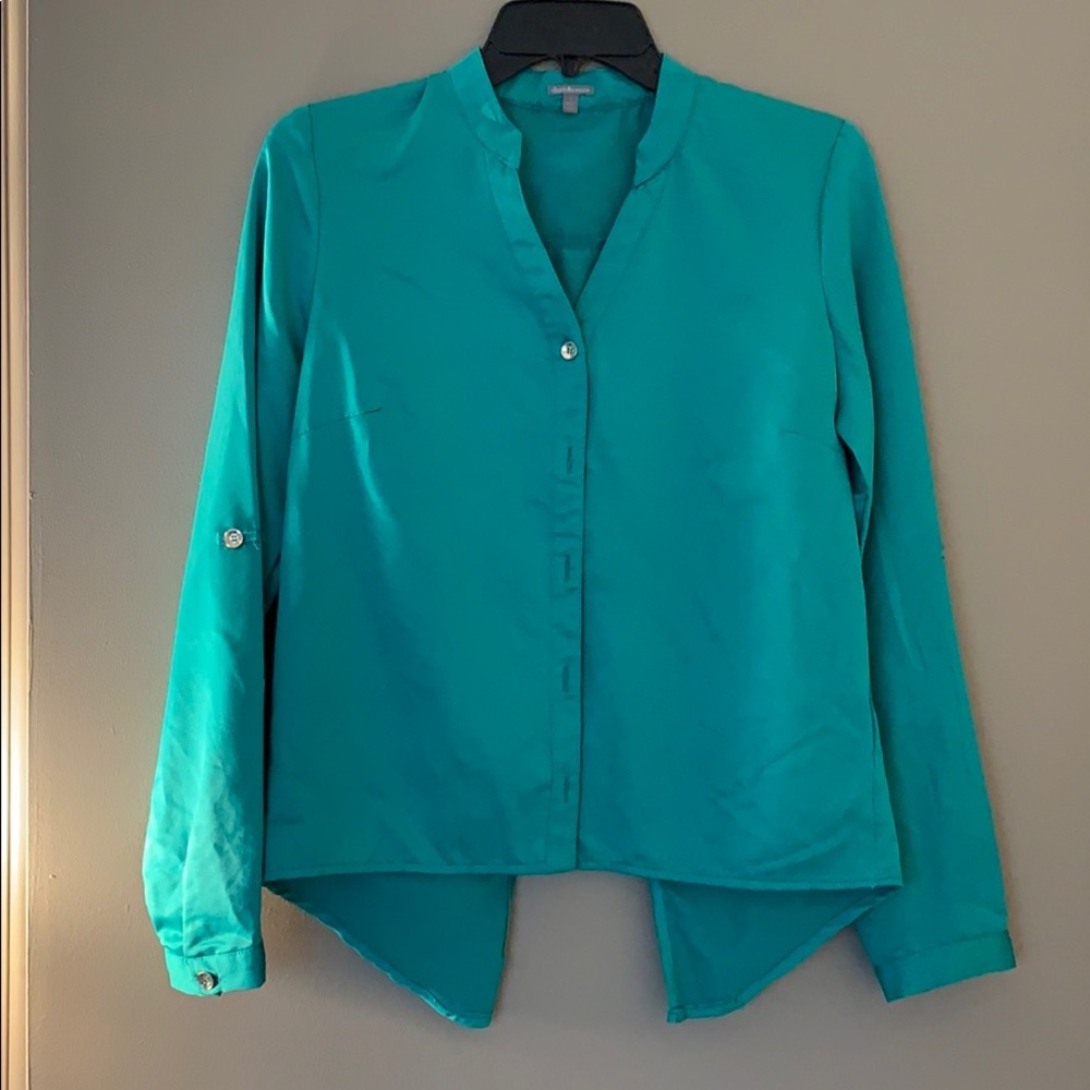 Green blouse